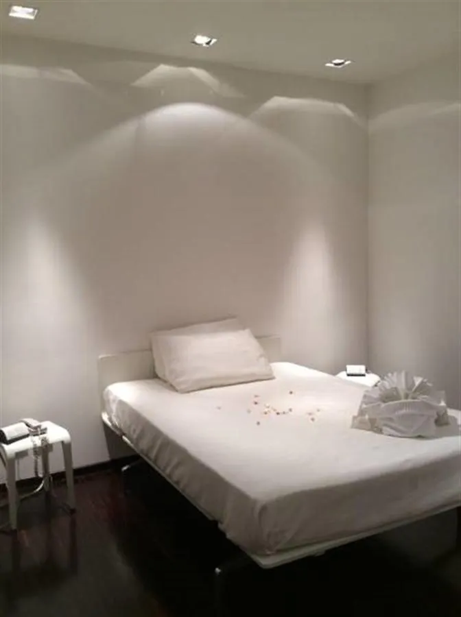 15.92 Hotel Cazzago