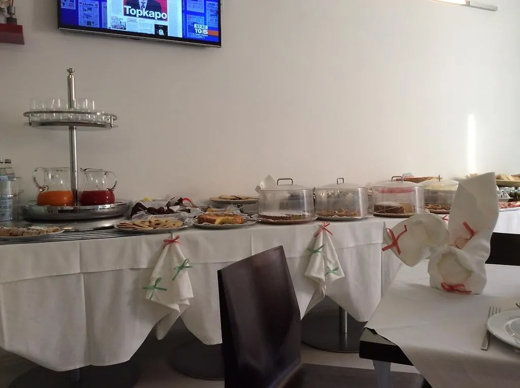 15.92 Hotel Cazzago  3*, Cazzago (Pianiga) Italy